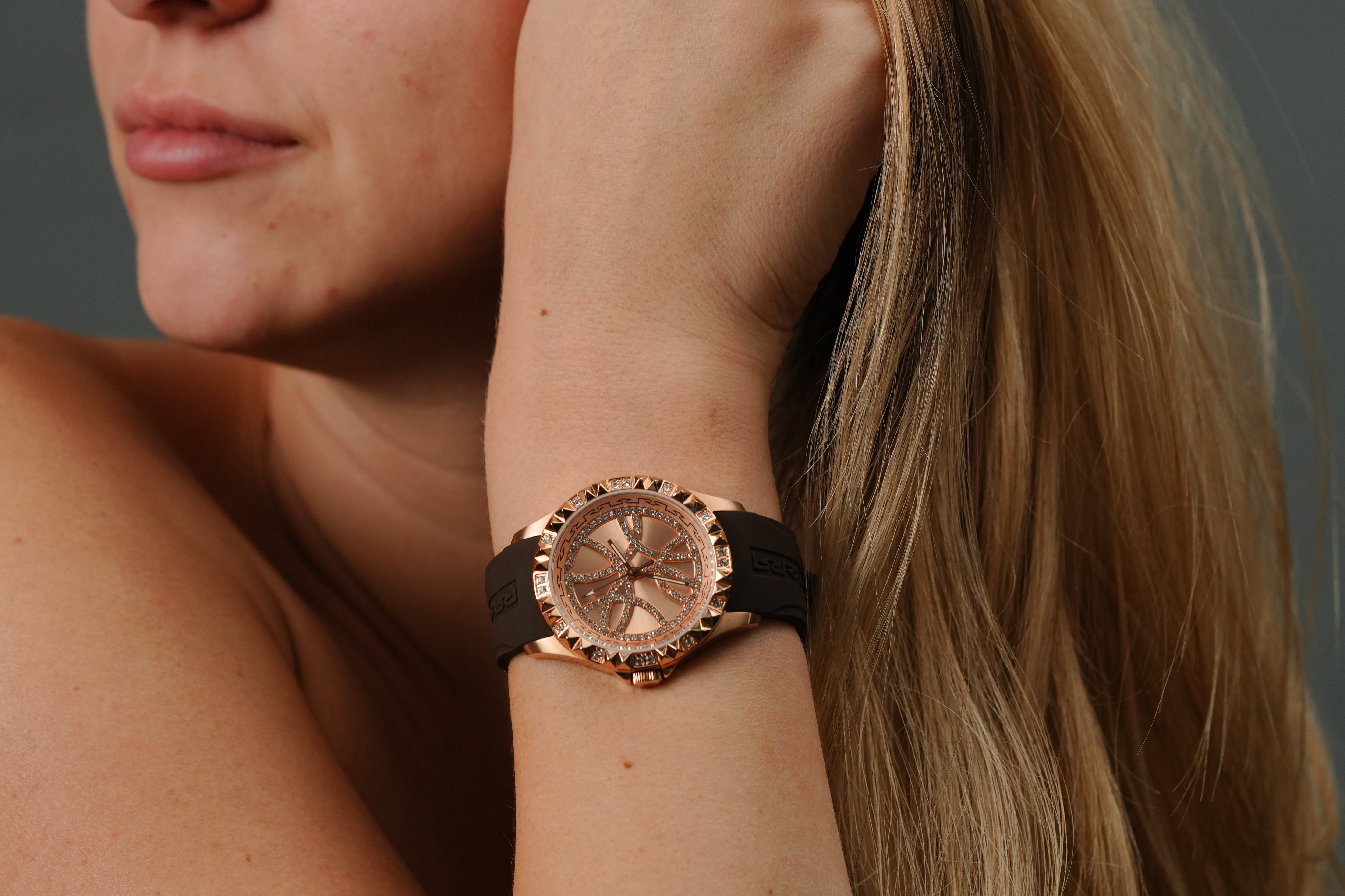 Montre Icon en or rose