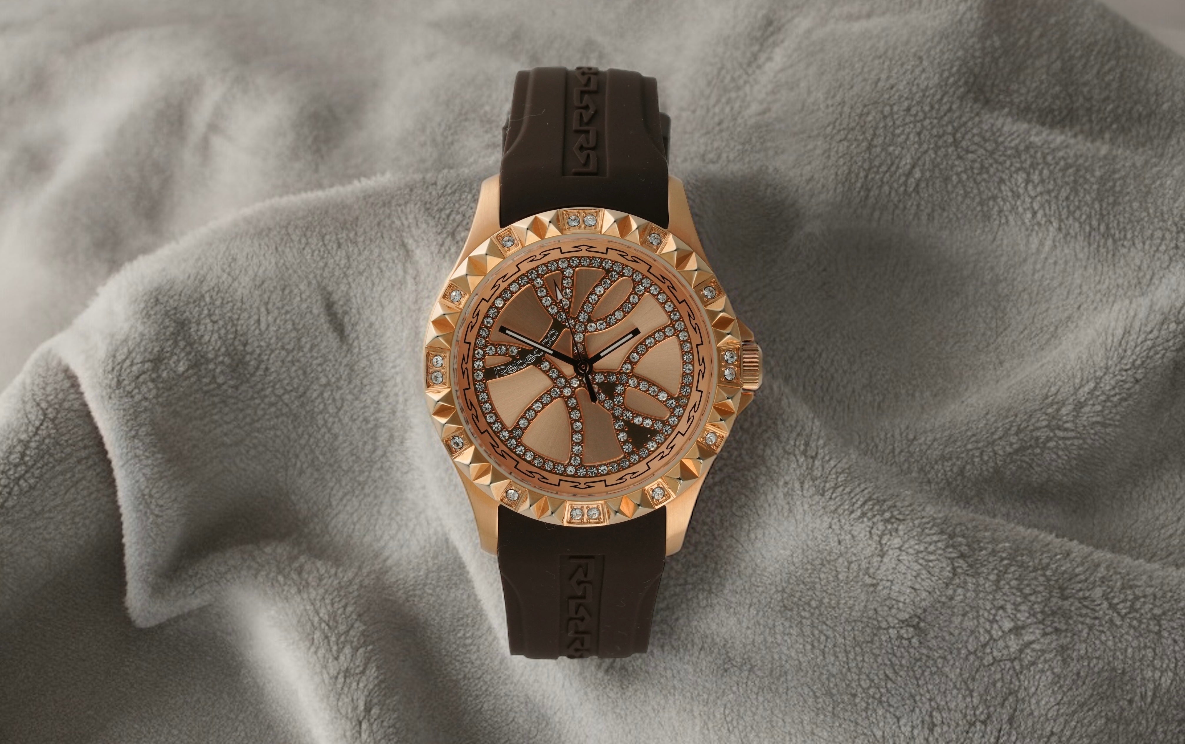 Montre Icon en or rose